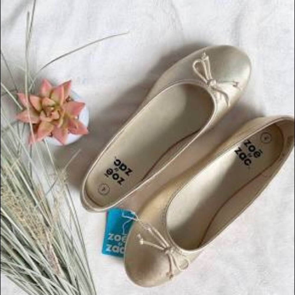 Women’s shoes